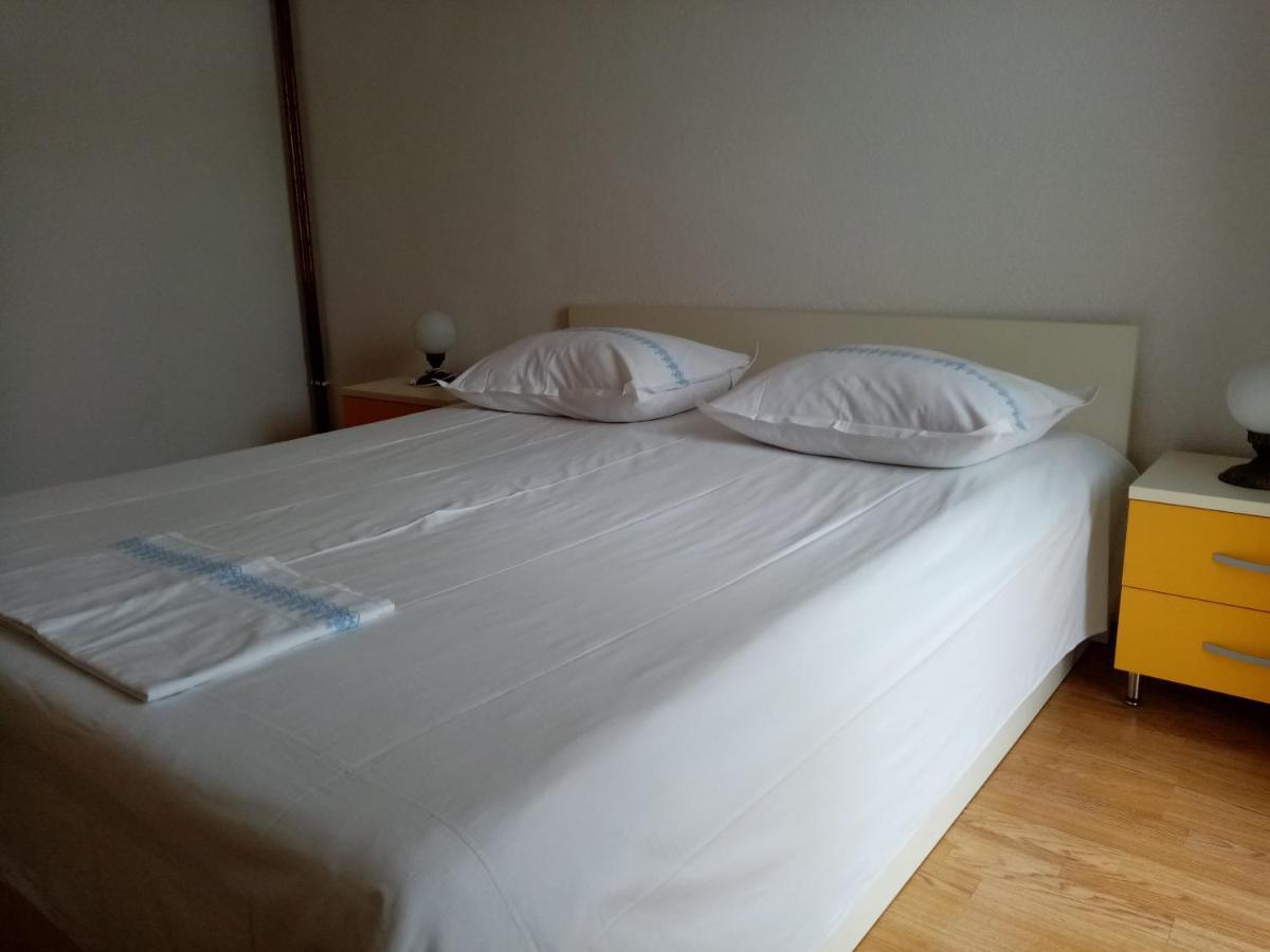 Apartments Iva Baška Voda Eksteriør billede