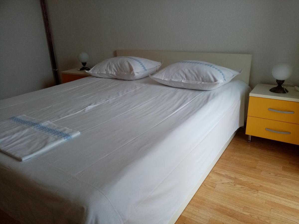Apartments Iva Baška Voda Eksteriør billede
